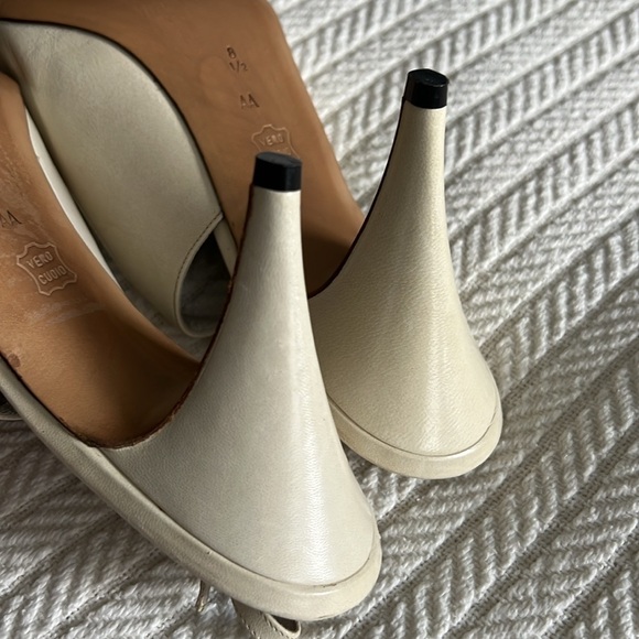 Bruno Magli sling back heels sz 8 - Picture 5 of 7
